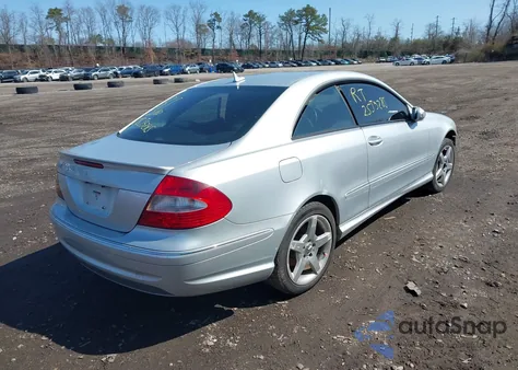 2007 Mercedes-Benz Clk 550 из США, поврежденный, VIN WDBTJ72HX7F210343